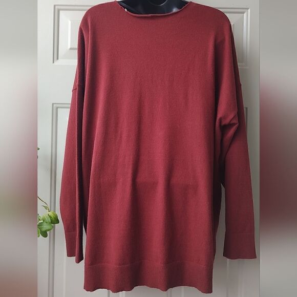 Torrid V Neck Maroon Sweater Size 2 Long Sleeve - Picture 3 of 11